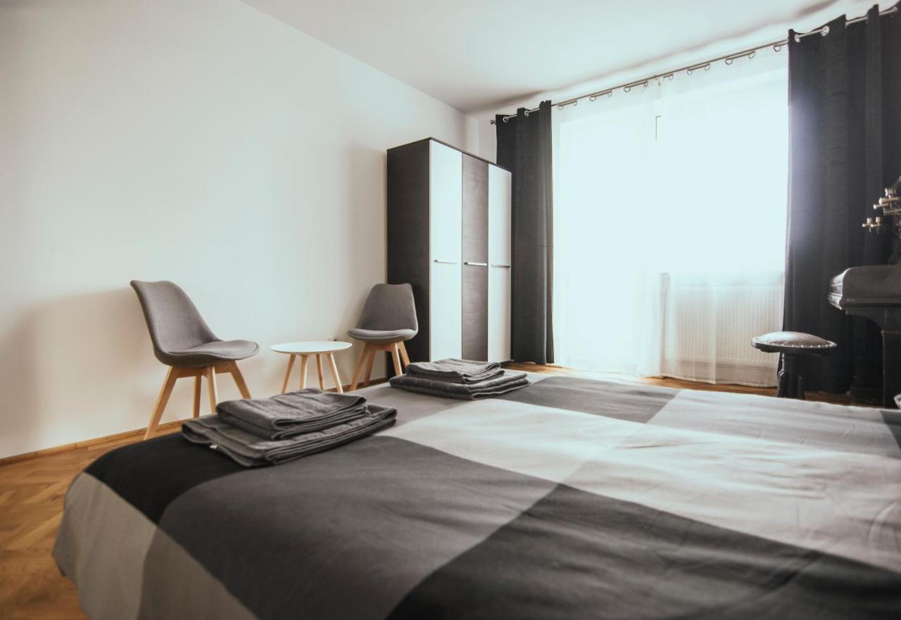 Central David Residence Brasov Ngoại thất bức ảnh